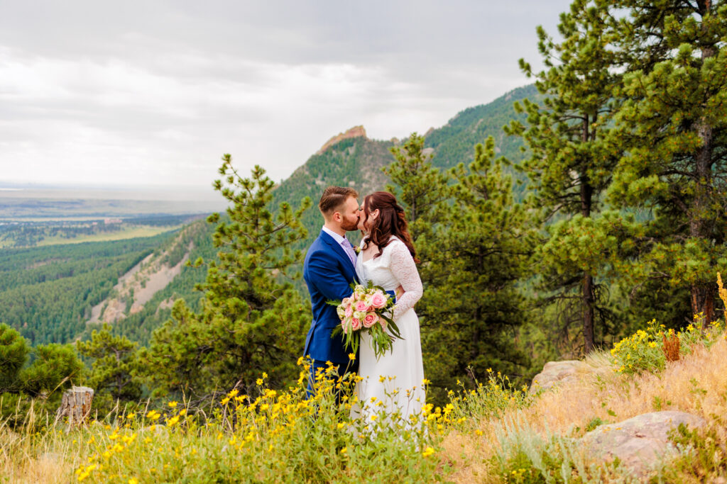 Best Colorado Elopement Locations in 2026
