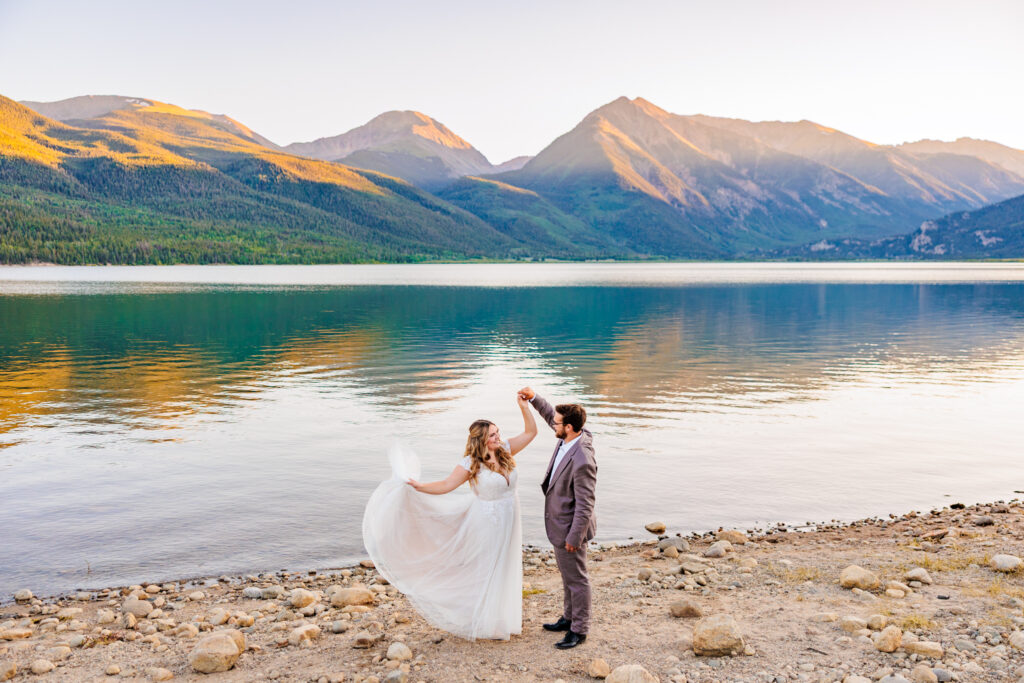 Best Colorado Elopement Spots for 2026