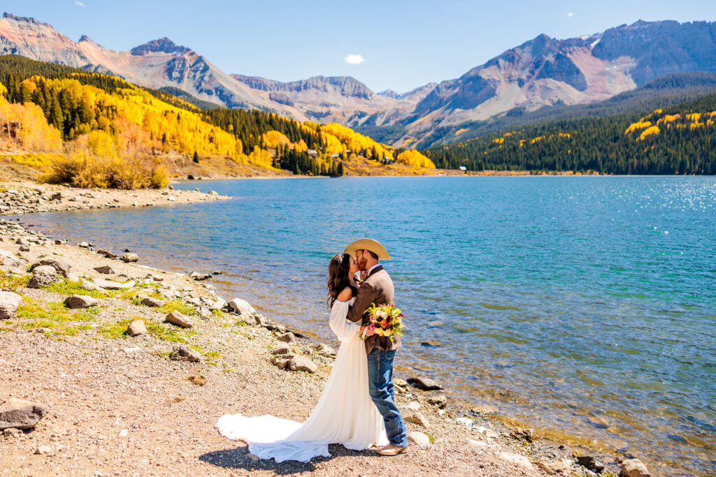 fall elopement in Telluride