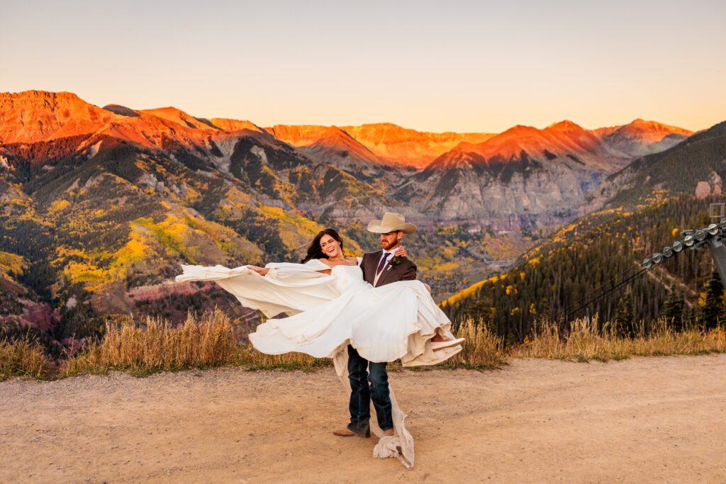 fall elopement in Telluride